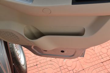 ������Խ �±�T5 1.6L 122���� ���� 2.585��˫����ʽС��(����)(SC5031XXYNAS6B5)ͼƬ