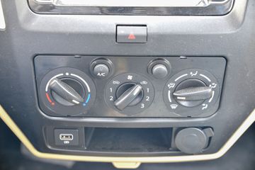 ������Խ �±�T5 1.6L 122���� ���� 2.585��˫����ʽС��(����)(SC5031XXYNAS6B5)ͼƬ