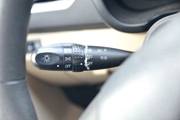 ������Խ �±�T5 1.6L 122���� ���� 2.585��˫����ʽС��(����)(SC5031XXYNAS6B5)ͼƬ