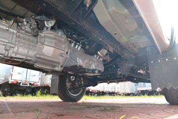 ������Խ �±�T5 1.6L 122���� ���� 2.585��˫����ʽС��(����)(SC5031XXYNAS6B5)ͼƬ