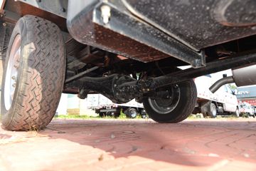 ������Խ �±�T5 1.6L 122���� ���� 2.585��˫����ʽС��(����)(SC5031XXYNAS6B5)ͼƬ