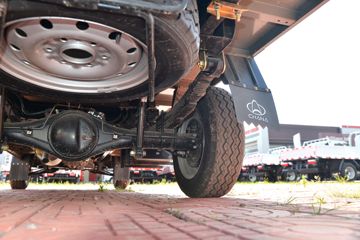 ������Խ �±�T5 1.6L 122���� ���� 2.585��˫����ʽС��(����)(SC5031XXYNAS6B5)ͼƬ