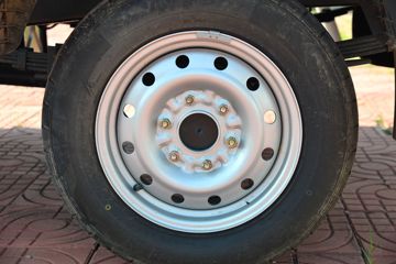 ������Խ �±�T5 1.6L 122���� ���� 2.585��˫����ʽС��(����)(SC5031XXYNAS6B5)ͼƬ