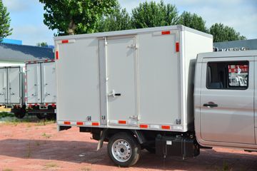 ������Խ �±�T5 1.6L 122���� ���� 2.585��˫����ʽС��(����)(SC5031XXYNAS6B5)ͼƬ