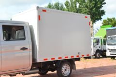 长安跨越 新豹T5 1.6L 122马力 汽油 2.585米双排厢式小卡(国六)(SC5031XXYNAS6B5)