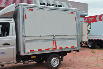 ������Խ��X1 1.6L 122���� ���� 2.56�׵�����������ʽС��(����)ͼƬ