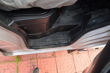 ������Խ��X5 1.6L ���� 122���� 3.035��˫����ʽ΢��(CKS5034XXYFRS6B2)ͼƬ