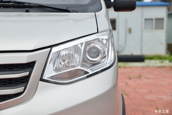 跨越王X3载货车长春市火热促销中 让利高达0.1万