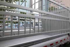 福田 祥菱V3 1.6L 122马力 2.7米双排仓栅微卡(国六)(BJ5030CCY4AV8-32)