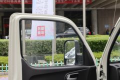 福田 祥菱M2 豪华型 1.6L 122马力 汽油 3.3米单排厢式微卡(国六)(BJ5032XXY5JV5-01)