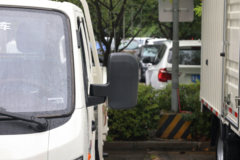 福田 祥菱M2 舒适型 2.0L 144马力 汽油 2.7米双排栏板微卡(国六)(BJ1032V4AV6-12)