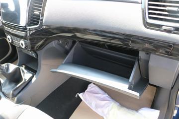 ������ʮ�� ���� 2020�� �ֶ� �캽�� 2.5T���� 150���� ���� ˫��Ƥ��ͼƬ