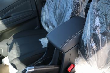 ������ʮ�� ���� 2020�� �ֶ� �캽�� 2.5T���� 150���� ���� ˫��Ƥ��ͼƬ