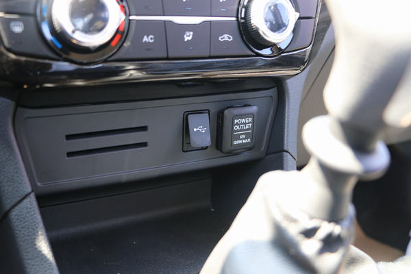 五十铃铃拓皮卡限时促销中 优惠0.2万