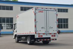 江淮 帅铃E中体 150马力 4.15米单排厢式轻卡(速比4.33)