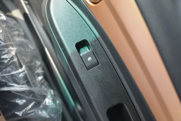 ���� ����J6 160���� 4X2 4.03����س�(����)(5��)(HFC5043XLCP21K1C7S-1)ͼƬ