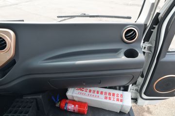 ���� ����J6 160���� 4X2 4.03����س�(����)(5��)(HFC5043XLCP21K1C7S-1)ͼƬ