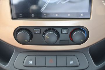 ���� ����J6 160���� 4X2 4.03����س�(����)(5��)(HFC5043XLCP21K1C7S-1)ͼƬ