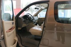 福田商务车 风景G5 2021款 商运版 136马力 2.0L汽油 9座轻客(国六)