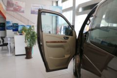 福田商务车 风景G5 2021款 商运版 136马力 2.0L汽油 9座轻客(国六)