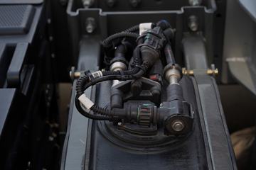 �й����� �ǵ¿�SITRAK C9H�ؿ� 570���� 6X4 AMT�Զ���ǣ����(����)(��Һ��)ͼƬ