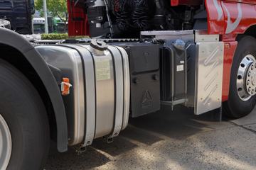 �й����� �ǵ¿�SITRAK C9H�ؿ� 570���� 6X4 AMT�Զ���ǣ����(����)(��Һ��)ͼƬ