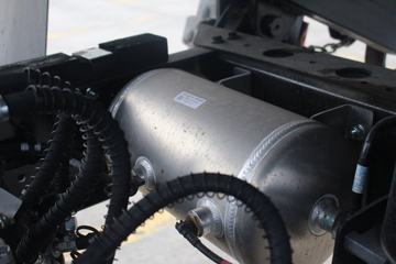 ���� ����G3 132���� 4X2 3.2����ж��(HFC3041P23K1B3DS)ͼƬ