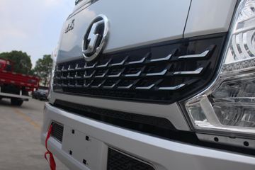 �����Ῠ ����K5000 ������ 150���� 4.18�׵�����ʽ�Ῠ(����)(YTQ5041XXYKH331)ͼƬ