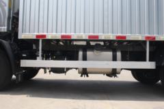 陕汽轻卡 德龙K5000 豪华型 150马力 4.18米单排厢式轻卡(国六)(YTQ5041XXYKH331) 陕汽轻卡 德龙K5000 豪华型 150马力 4.18米单排厢式轻卡(国六)(YTQ5041XXYKH331)