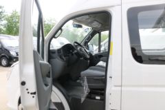 福田商务车 图雅诺通途 2022款 150马力 2.5T柴油 6座 自动 高顶轻客(后单胎)