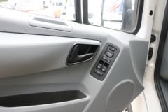 福田商务车 图雅诺通途 2022款 150马力 2.5T柴油 6座 自动 高顶轻客(后单胎)