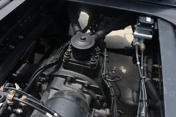 ���� ŷ������ ��Խ�� 580���� 6X4 AMT�Զ���ǣ����(����)(2.643�ٱ�)ͼƬ