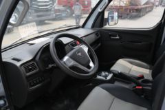 福田 祥菱M1 豪华型 2.8T 3.05米单排纯电动栏板微卡44.9kWh