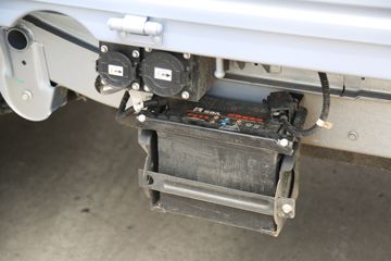 ���� ����M1 ������ 2.8T 3.05�׵��Ŵ��綯����΢��44.9kWhͼƬ