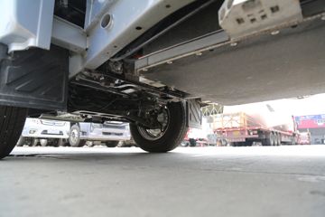 ���� ����M1 ������ 2.8T 3.05�׵��Ŵ��綯����΢��44.9kWhͼƬ