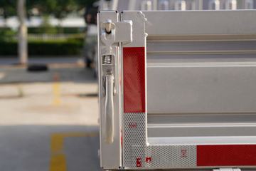 �� ��S30 2022�� ������ 1.6L 123���� ���� 3.2�׵�������΢��(����)ͼƬ