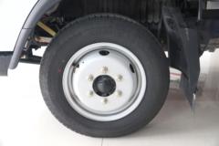 欧铃汽车 金利卡II 2.0L 150马力 汽油 4.13米单排栏板轻卡(国六)(ZB1032KDD2L)