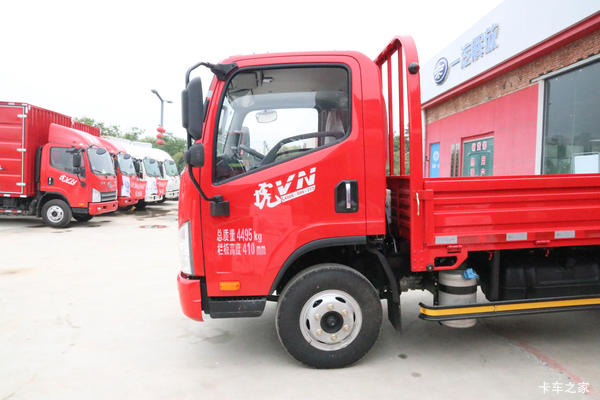 工厂运输4吨内栏板车，仅限一台，售完即止