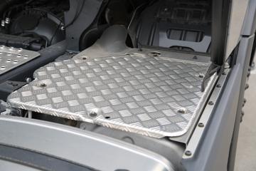 ˹������ Sϵ�� 500���� 6X2R AMT�Զ���ǣ����(�ͺ�S 500 6x2)ͼƬ