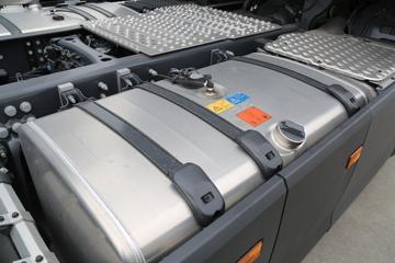 ˹������ Sϵ�� 500���� 6X2R AMT�Զ���ǣ����(�ͺ�S 500 6x2)ͼƬ