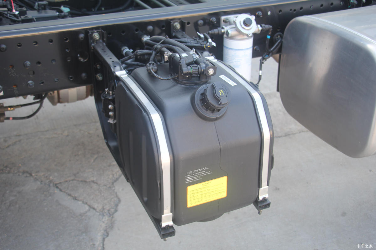  ŷARϵ 200 4X2 6.8ػ()(BJ1188VKPFK-AD1)                                                