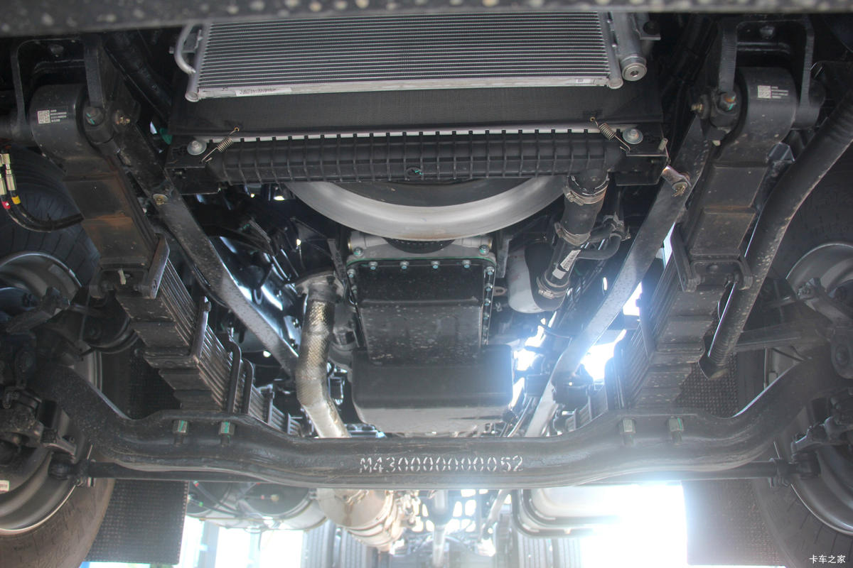  ŷARϵ 200 4X2 6.8ػ()(BJ1188VKPFK-AD1)                                                