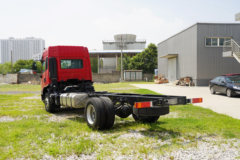 东风商用车 天锦KR 舒适版 260马力 4X2 6.8米栏板载货车(高顶三卧)(国六)(DFH1170EX7)