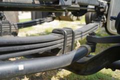 东风商用车 天龙KL重卡 居家版 复合型 465马力 8X4 9.6米栏板载货车(国六)(速比3.64)(高顶)