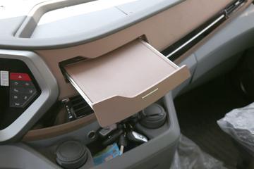 �������ó� �����콢GX 560���� 6X4 AMT�Զ���ǣ����(����)(Һ��)ͼƬ