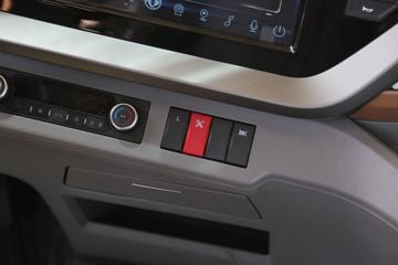 �������ó� �����콢GX 560���� 6X4 AMT�Զ���ǣ����(����)(Һ��)ͼƬ