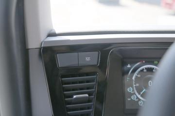 �������ó� �����콢GX 560���� 6X4 AMT�Զ���ǣ����(����)(Һ��)ͼƬ