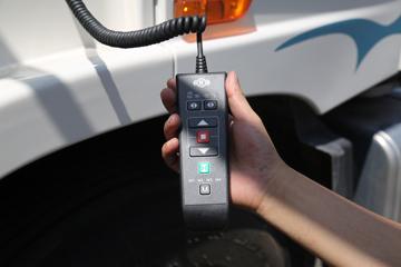 �������ó� �����콢GX 560���� 6X4 AMT�Զ���ǣ����(����)(Һ��)ͼƬ