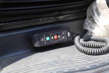 �������ó� �����콢GX 560���� 6X4 AMT�Զ���ǣ����(����)(Һ��)ͼƬ