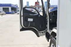 福田 时代领航H2 132马力 4.13米单排厢式轻卡(国六)